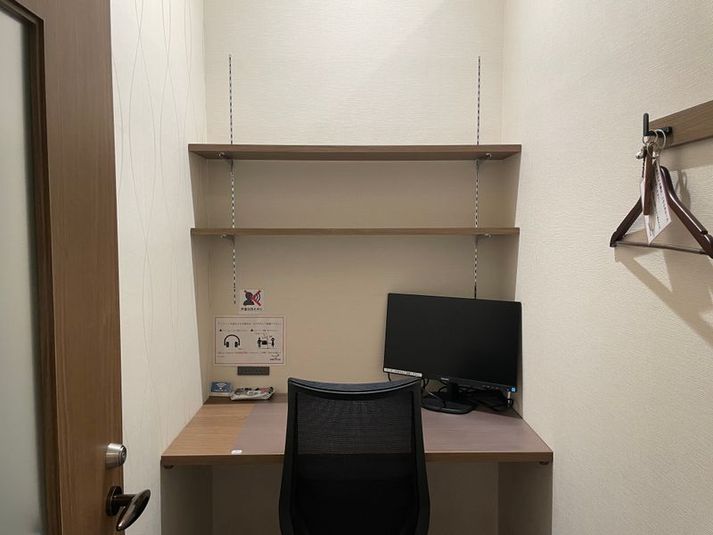 エミフィス大泉学園 半個室【A4】席の室内の写真