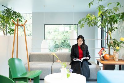 MIDORI.so Aoyama MIDORI.so Aoyama ラウンジの室内の写真