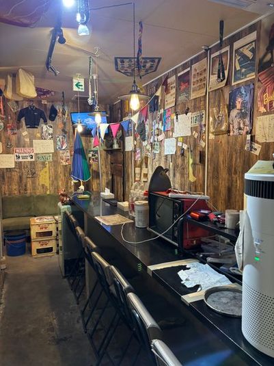 たまり場BAR BIGG - 野毛ガレリア地下1階 BARBIGG