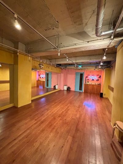 Dance studio Via ダンススタジオVia(ヴィア)の室内の写真