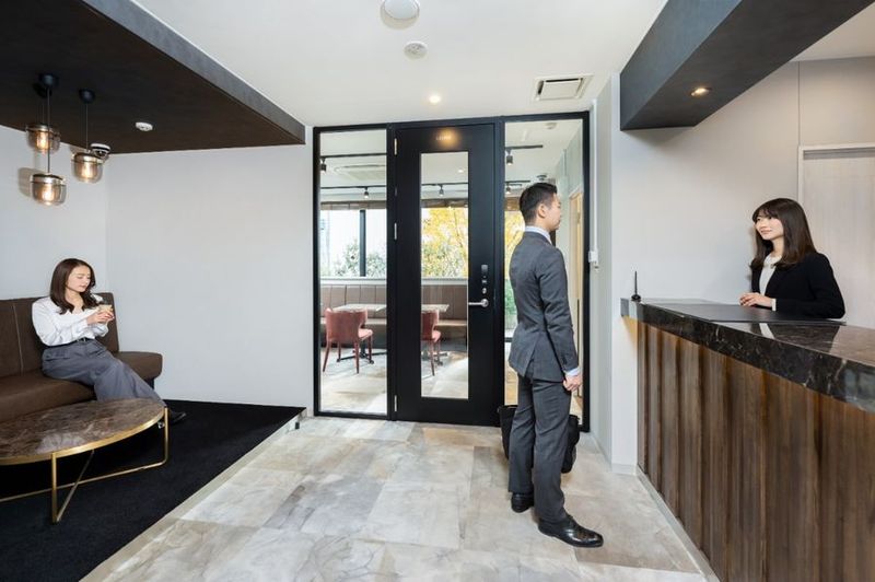 コワーキングスペース【会話可能エリア】 - THE HUB 田町