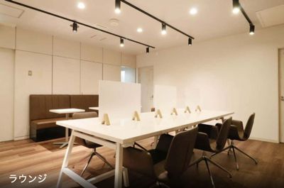 THE HUB 代々木 コワーキングスペース【会話禁止エリア】の室内の写真