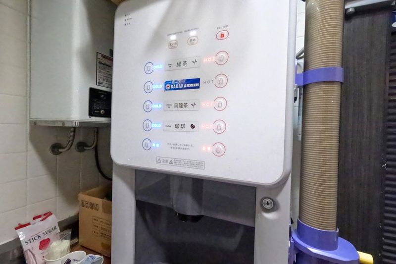 コワーキングスペース【会話可能エリア】 - THE HUB 横浜桜木町