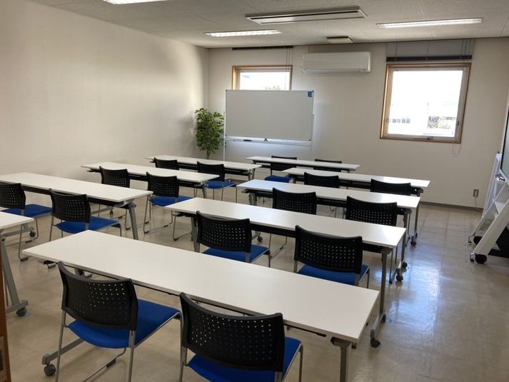 MARUCO ware. 2F 中会議室 - MARUCO ware. 2F会議室