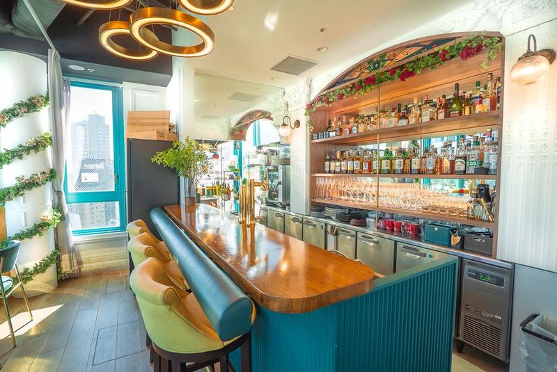 THE MIURA ROOFTOP TERRACE - THE MIURA ROOFTOP TERRACE