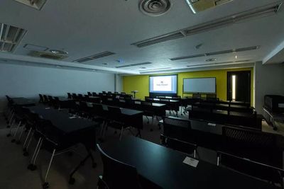 THE POINTエキニア横浜 THE POINTエキニア横浜：ルーム『ガラムマサラ』※旧4Lの室内の写真