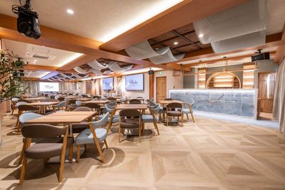 【メインフロア】 - グレイドパーク 新橋駅前7F（銀座口）の室内の写真