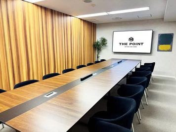 駅直結！横浜駅徒歩30秒｜最大18名｜セミナー、会議、懇親会の利用に最適！ルーム『タマリンド』 - THE POINTエキニア横浜