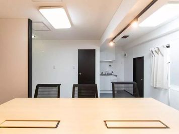 ワンコイン会議室 御茶ノ水の室内の写真
