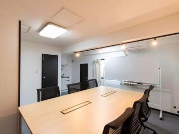 ワンコイン会議室 御茶ノ水の室内の写真