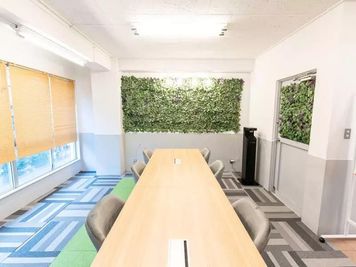 ワンコイン会議室 飯田橋の室内の写真