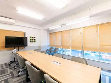 ワンコイン会議室 飯田橋の室内の写真