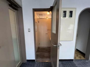 ワンコイン会議室 大門･浜松町の室内の写真