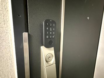 NODE SHIBUYA 渋谷４分💡4名席ワークスペース📖の設備の写真