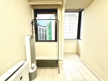 NODE SHIBUYA 渋谷４分💡4名席ワークスペース📖の設備の写真