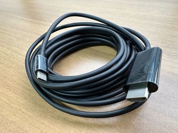 USB C-HDMI変換ケーブル - S ＊PLACE 名古屋駅前 大会議室の設備の写真