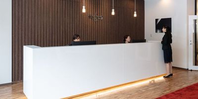 リージャス会議室 スクエア代官山 Reiwaの入口の写真