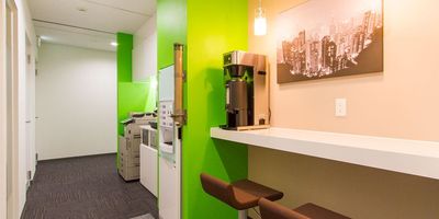 リージャス会議室 Signature 天神明治通り Rembrandtの入口の写真