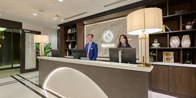 リージャス会議室 Signature大阪ダイビル本館 Vivaldiの入口の写真