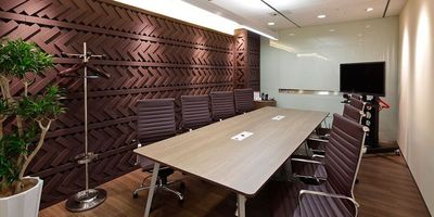 Regus 会議室|高速Wi-Fi完備の落ち着いたビジネス空間 - リージャス会議室 阪急ターミナルビル