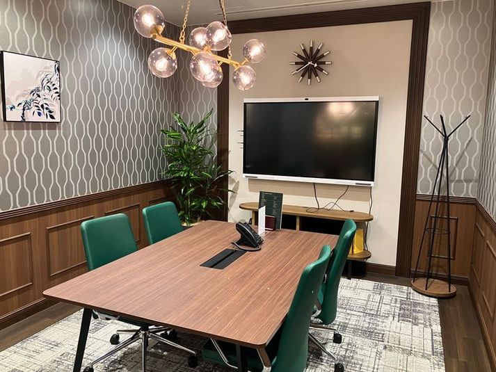 HUMMEL - リージャス会議室 Signature 六本木ヒルズ森タワー