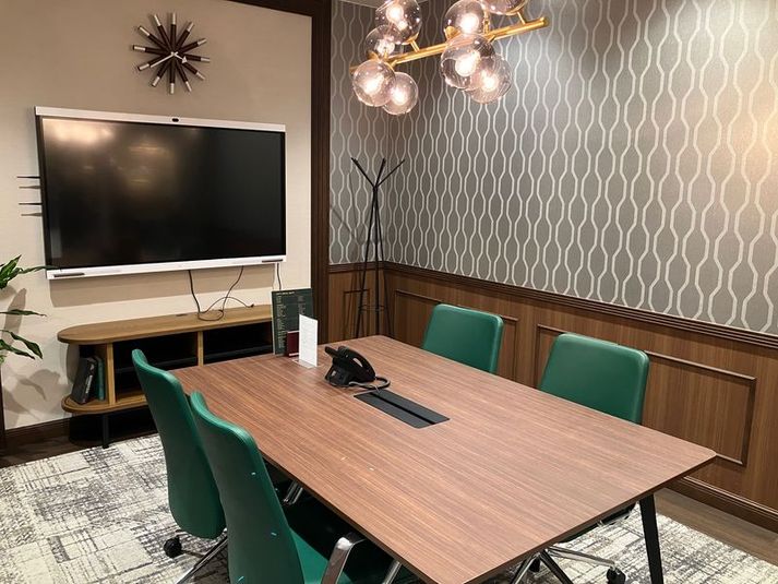 HUMMEL - リージャス会議室 Signature 六本木ヒルズ森タワー