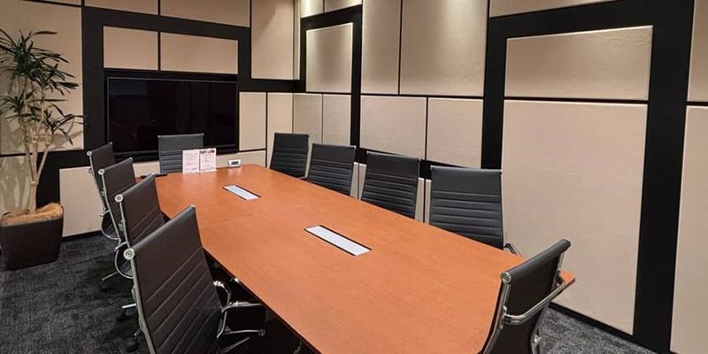 リージャス会議室 JRJP博多ビル TAIHAKUの室内の写真