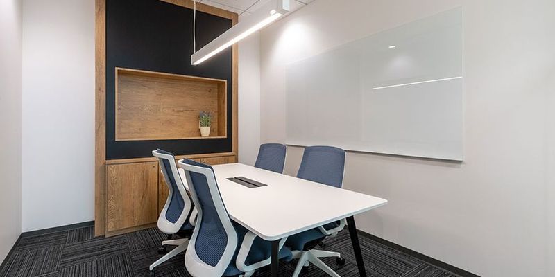 Regus 広島駅前:HIROSHIMA, Ekimae Futabanosatoの室内の写真