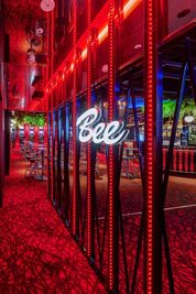 ダイニングダーツバー　Bee名駅店 ダイニングダーツバーBee名駅の入口の写真