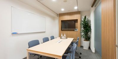 Regus 会議室|高速Wi-Fi完備の落ち着いたビジネス空間 - リージャス会議室 岡山第一セントラル