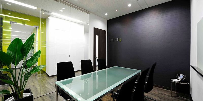 Regus 神戸国際会館:KOBE, Kokusai Kaikan 六甲の室内の写真