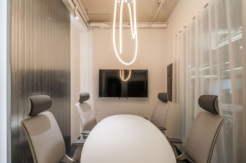 ミーティングルームC - BRIDGEX workplace