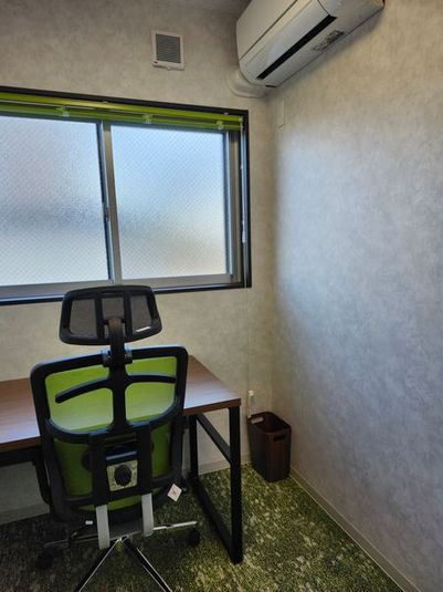 URI OFFICE 407号室（デスク付き作業スペース） - URI OFFICE