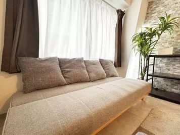 シェアポケ 新大阪駅東口の室内の写真