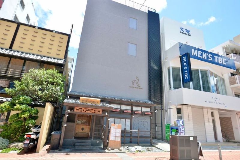 ネイル、アイラッシュ、アイブロウ用レンタルスペースinおもろまち - NATURÉ(ナチュレ) 那覇店