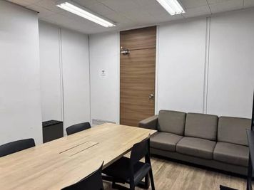 THE POINTエキニア横浜 THE POINTエキニア横浜：ルーム『クミン』※旧4Bの室内の写真