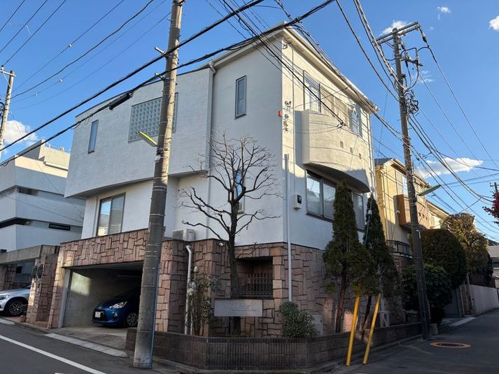 【一軒家サロン】閑静な高級住宅街の一軒家にあるレンタルサロン - サロンエルマール　レンタルスペース