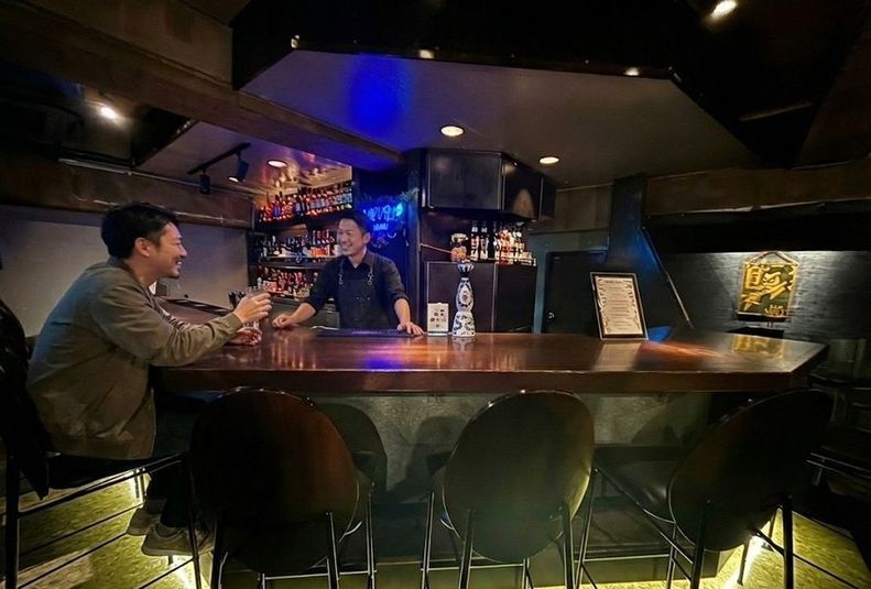 Relax BAR 新宿南口｜イベント・撮影利用📸 - Relax BAR 新宿南口