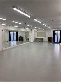 駅から徒歩５分、ダンスレッスン・会議・教室・ワークショップまで幅広く使える北加賀屋のレンタルスペース - レンタルスペースCIEL