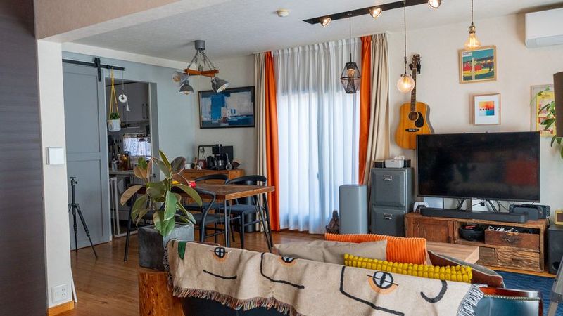 EDITORS ROOM 246 - EDITORS ROOM 246