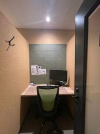 半個室【A05】席ー西武池袋線・西武新宿線「所沢」駅直結! グランエミオ所沢内のシェアオフィス - エミフィス所沢