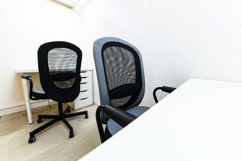 B-5室 - BOOK&OFFICE 文悠