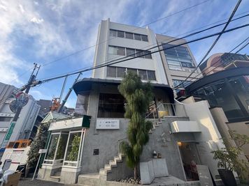 シブテナスペース 神宮外苑の外観の写真