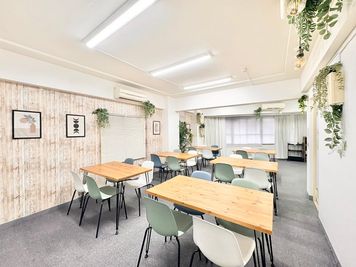 NEW!【飯田橋１分】地下鉄出口5ｍ！最大24名/懇親会・会議・女子会・ボドゲ等！アルコール含む飲食🍷可！/光無料Wifi - たまりば飯田橋 Station Front