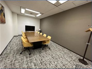 Regus 会議室｜高速Wi-Fi完備の落ち着いたビジネス空間 - リージャス会議室 神谷町MTビル