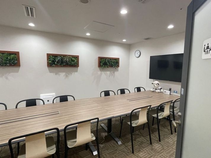 エミフィス練馬 ＜8:00~18:00枠＞会議室（12名）の室内の写真