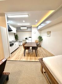 ベッドもあります - K-one Asakusa Side (2F) K-one AsakusaSide 2Fの室内の写真