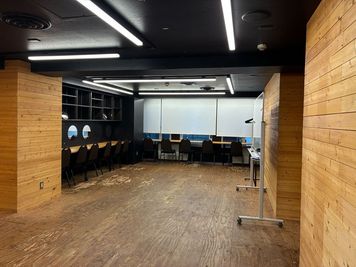 アットビジネスセンターサテライト渋谷宇田川 406号室（楽屋利用おすすめ・イベントルーム・多目的スペース）の室内の写真