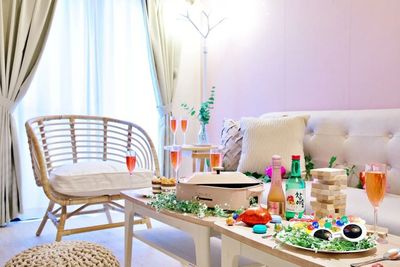 コミュスぺ！YOKOHAMA！ 横浜駅駅近！多目的コミュニケーションスペース（少人数向け）の室内の写真