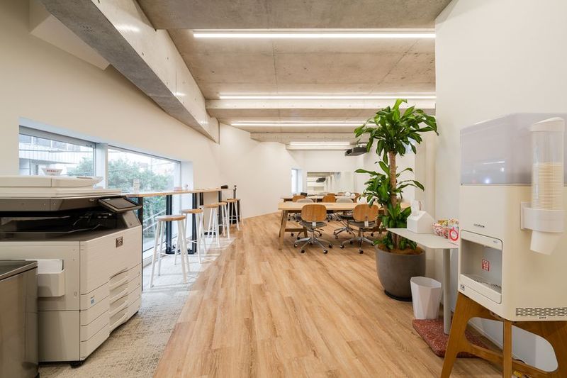 Roppongi FIRST CLASS Studio - Roppongi FIRST CLASS Studio